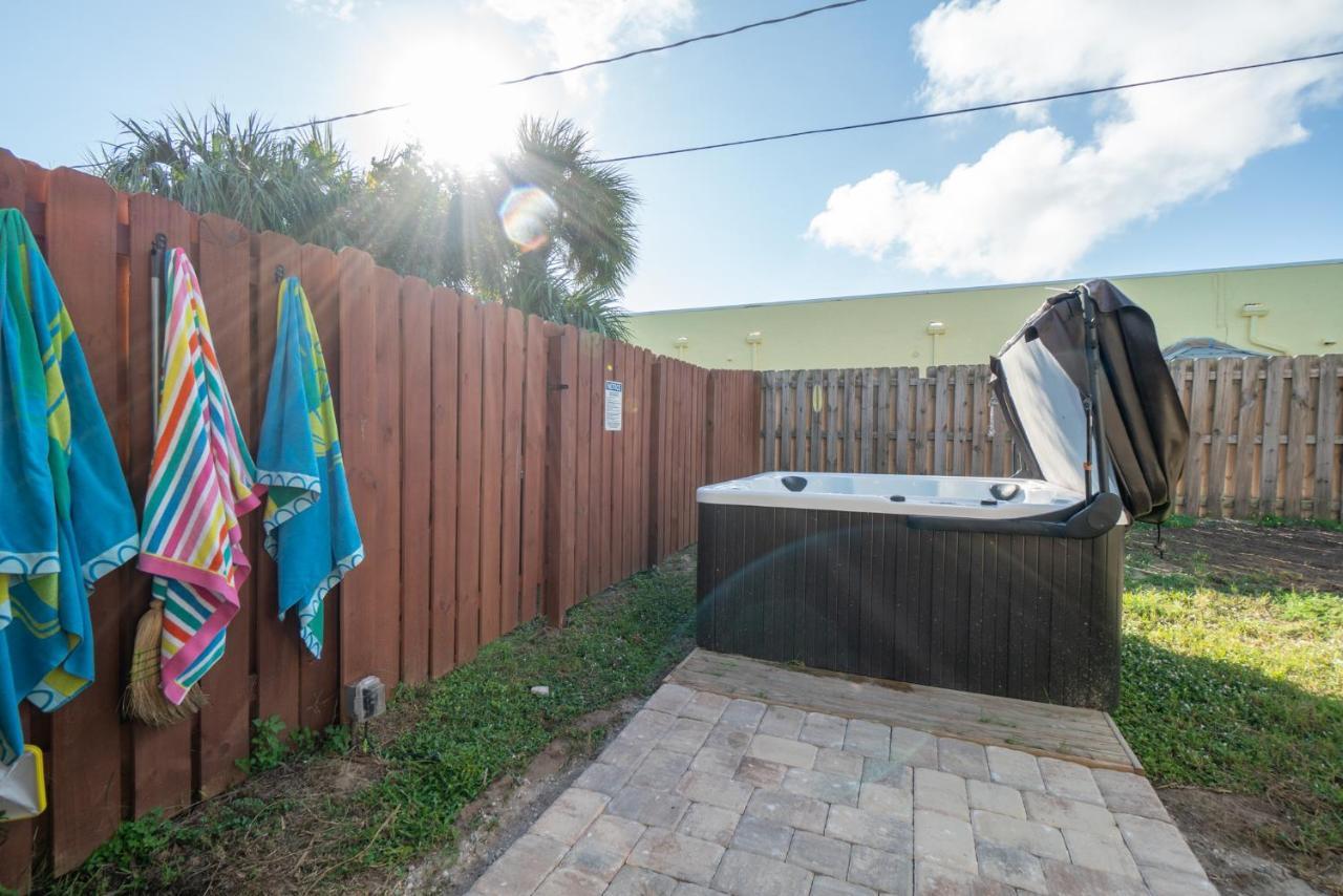 Sunset Serenity - 3Br Beach Townhome With Outdoor Patio - New Hot Tub, Steps To Ocean Fun! Melbourne Extérieur photo
